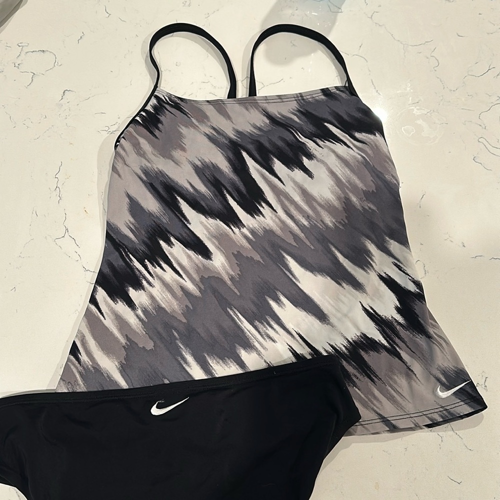 Nike tankini swim suit size medium